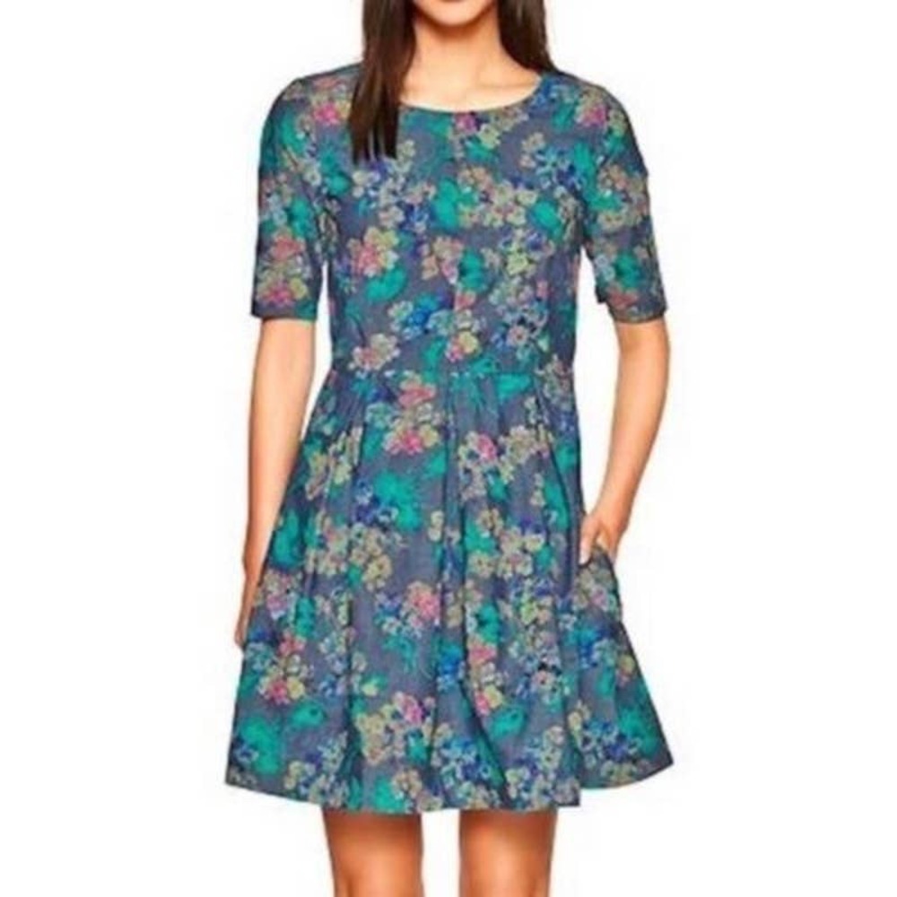 Gap Blue Watercolor Floral Denim Fit & Flare Short Sleeve Dress Pockets Size 2